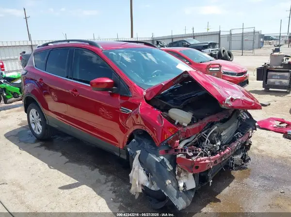 1FMCU0HD8JUC86212 2018 FORD ESCAPE - Image 1