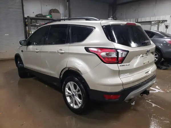 1FMCU0HD8JUD11254 2018 FORD ESCAPE - Image 2