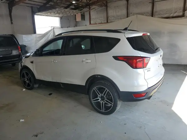 1FMCU0HD8KUA60723 2019 FORD ESCAPE - Image 2