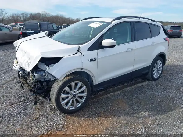 1FMCU0HD8KUB19771 2019 FORD ESCAPE - Image 2