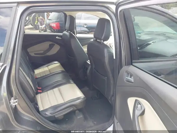 1FMCU0HD8KUB21052 2019 FORD ESCAPE - Image 8