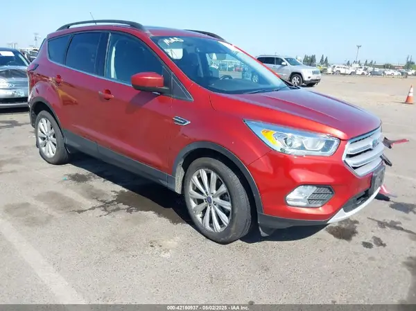 1FMCU0HD8KUB65164 2019 FORD ESCAPE - Image 1