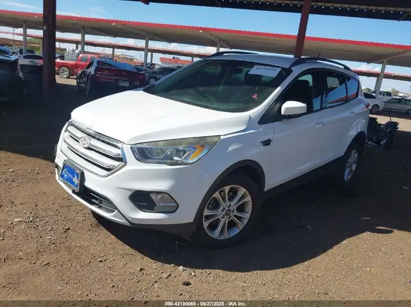 1FMCU0HD8KUC05257 2019 FORD ESCAPE - Image 2