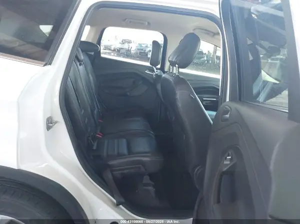 1FMCU0HD8KUC05257 2019 FORD ESCAPE - Image 8