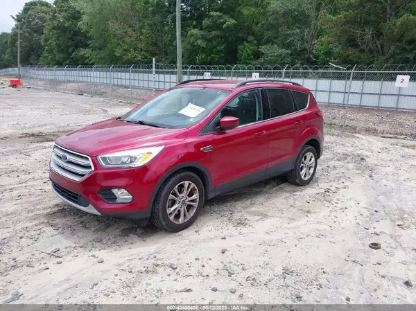 1FMCU0HD9JUA03462 2018 FORD ESCAPE - Image 2