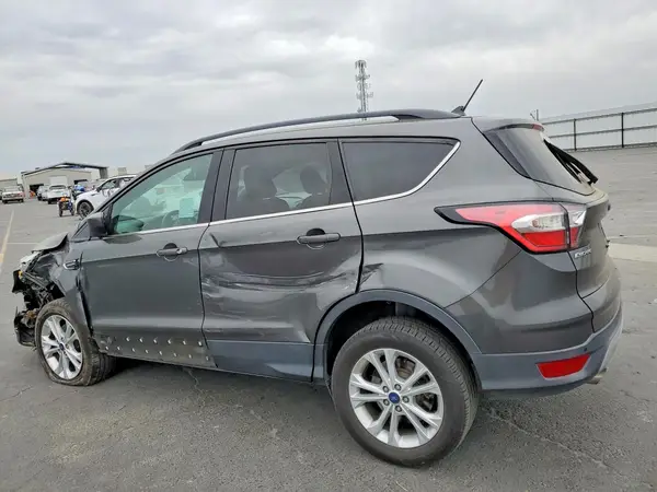 1FMCU0HD9JUA24831 2018 FORD ESCAPE - Image 2