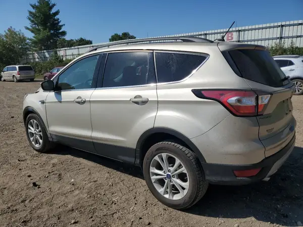 1FMCU0HD9JUB08910 2018 FORD ESCAPE - Image 2