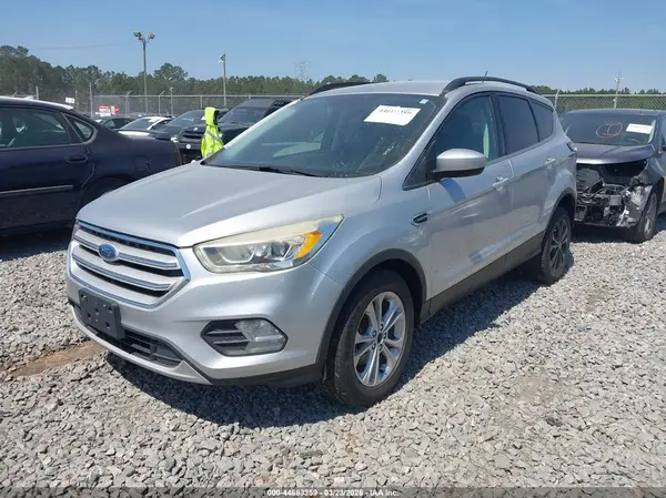 1FMCU0HD9JUB11323 2018 FORD ESCAPE - Image 2
