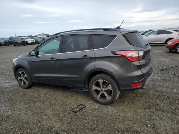 1FMCU0HD9JUB14576 2018 FORD ESCAPE - Image 2