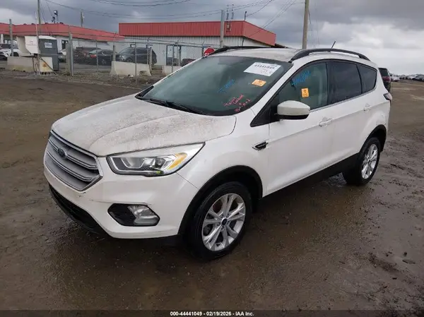 1FMCU0HD9JUB20197 2018 FORD ESCAPE - Image 2