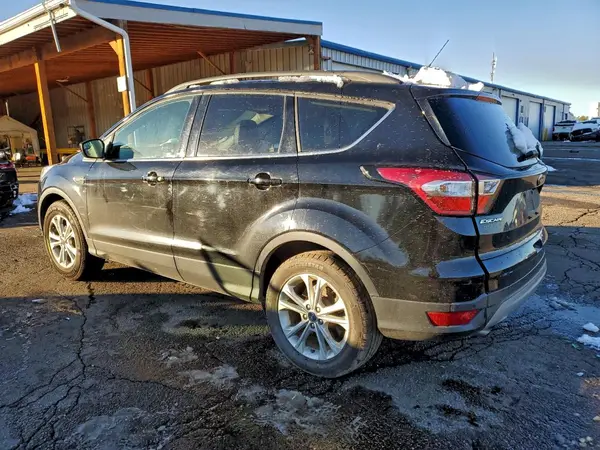 1FMCU0HD9JUB72526 2018 FORD ESCAPE - Image 2