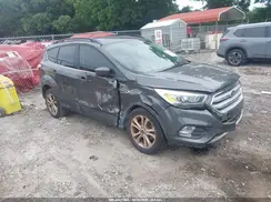 1FMCU0HD9JUC26455 2018 FORD ESCAPE