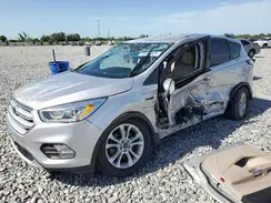 1FMCU0HD9JUD00750 2018 FORD ESCAPE