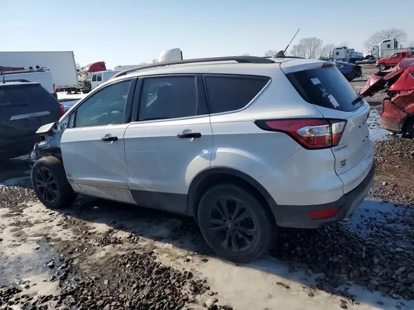 1FMCU0HD9JUD42559 2018 FORD ESCAPE - Image 2