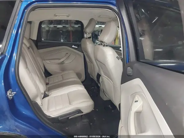 1FMCU0HD9KUA82620 2019 FORD ESCAPE - Image 8
