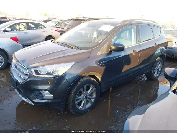 1FMCU0HD9KUB53833 2019 FORD ESCAPE - Image 2
