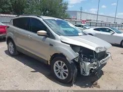 1FMCU0HDXJUA63833 2018 FORD ESCAPE
