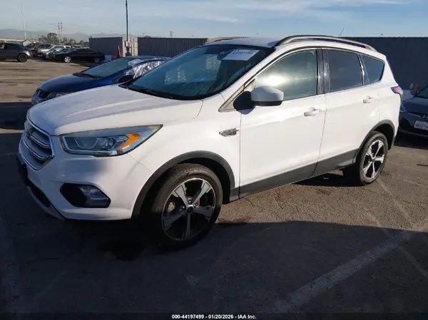 1FMCU0HDXJUB61048 2018 FORD ESCAPE - Image 2
