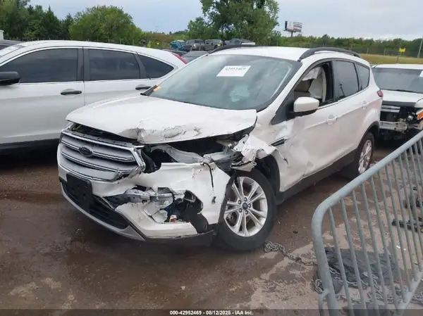 1FMCU0HDXKUA18344 2019 FORD ESCAPE - Image 2