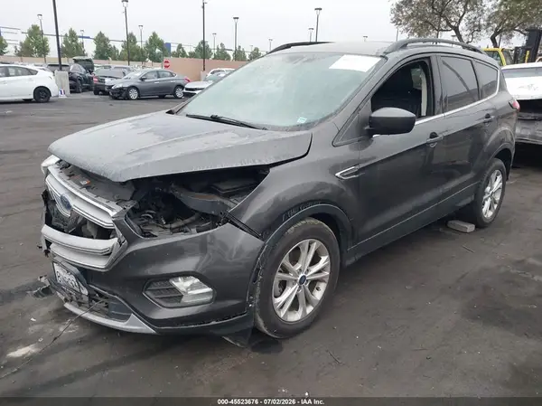 1FMCU0HDXKUA20269 2019 FORD ESCAPE - Image 2