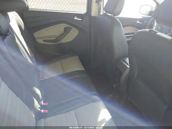 1FMCU0HDXKUA53773 2019 FORD ESCAPE - Image 8