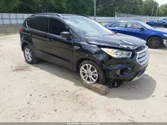 1FMCU0HDXKUA67835 2019 FORD ESCAPE