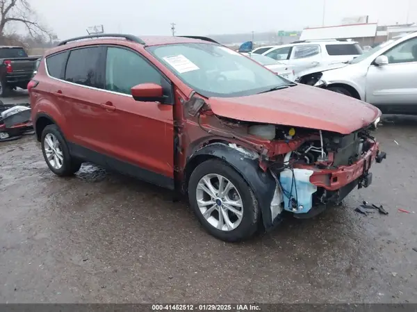 1FMCU0HDXKUB21070 2019 FORD ESCAPE - Image 1