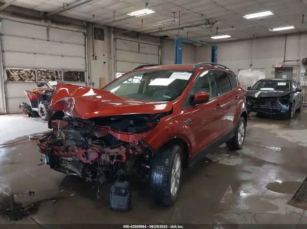 1FMCU0HDXKUB21263 2019 FORD ESCAPE - Image 2