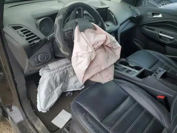 1FMCU0HDXKUB56952 2019 FORD ESCAPE - Image 8