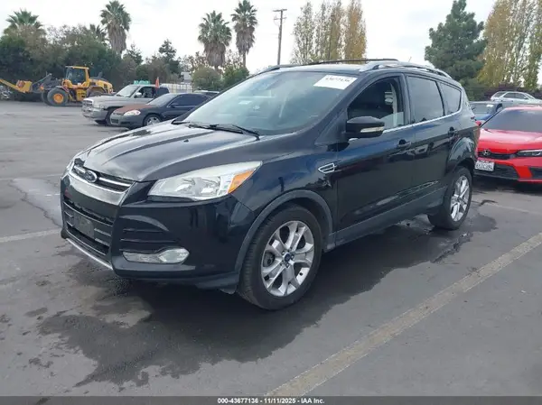 1FMCU0J90GUA15207 2016 FORD ESCAPE - Image 2
