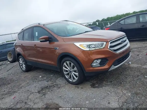 1FMCU0J90HUA02751 2017 FORD ESCAPE - Image 1