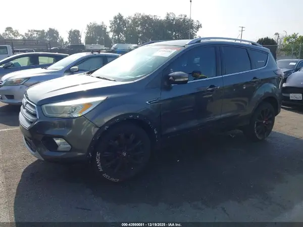 1FMCU0J90HUA04306 2017 FORD ESCAPE - Image 2