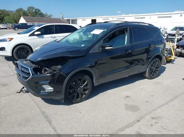1FMCU0J90HUA20506 2017 FORD ESCAPE - Image 2