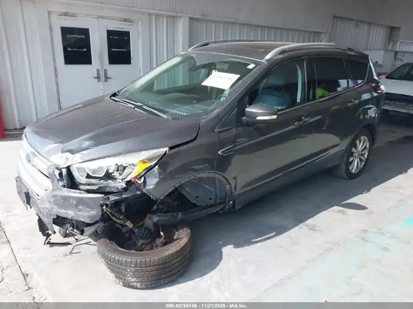 1FMCU0J90HUA47446 2017 FORD ESCAPE - Image 2