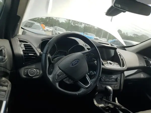 1FMCU0J90HUA63050 2017 FORD ESCAPE - Image 8