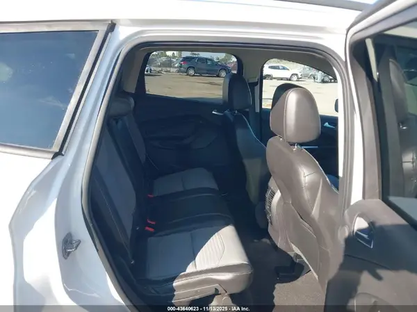 1FMCU0J90HUB29788 2017 FORD ESCAPE - Image 8