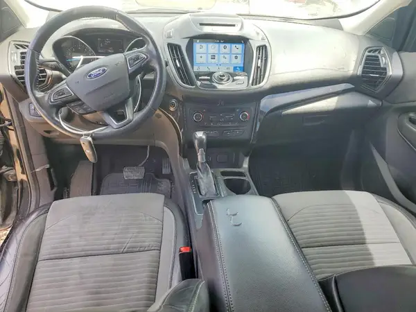 1FMCU0J90HUB43027 2017 FORD ESCAPE - Image 8