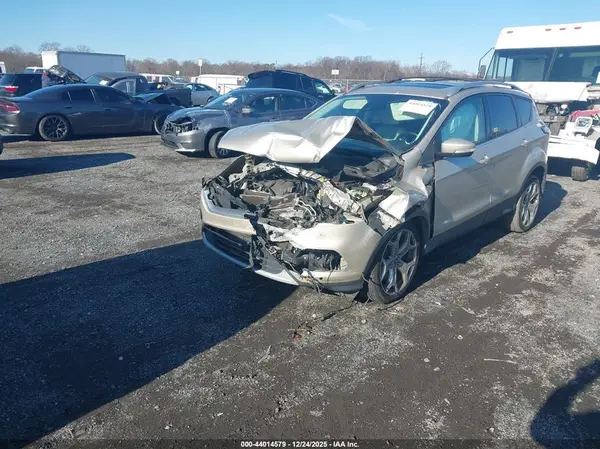 1FMCU0J90HUC42463 2017 FORD ESCAPE - Image 2