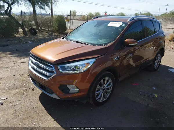 1FMCU0J90HUC51387 2017 FORD ESCAPE - Image 2