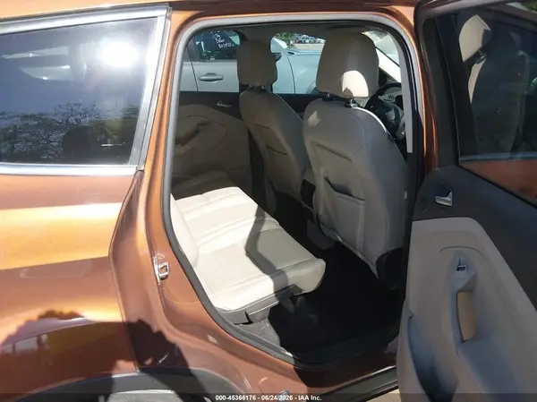 1FMCU0J90HUC51387 2017 FORD ESCAPE - Image 8
