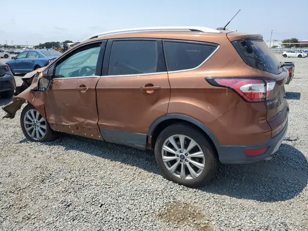 1FMCU0J90HUD42269 2017 FORD ESCAPE - Image 2