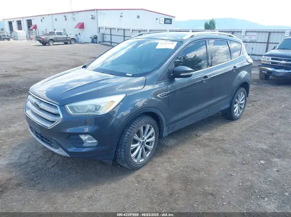 1FMCU0J90HUD94825 2017 FORD ESCAPE - Image 2