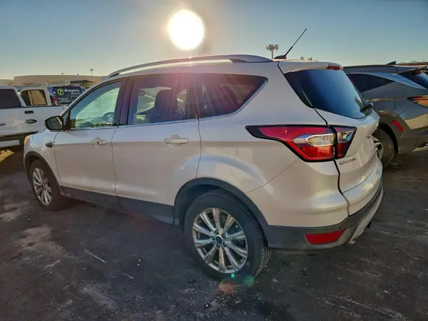 1FMCU0J90HUE97761 2017 FORD ESCAPE - Image 2