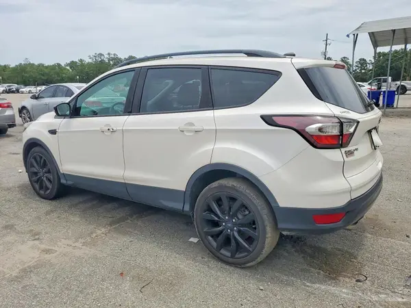 1FMCU0J90HUF01372 2017 FORD ESCAPE - Image 2
