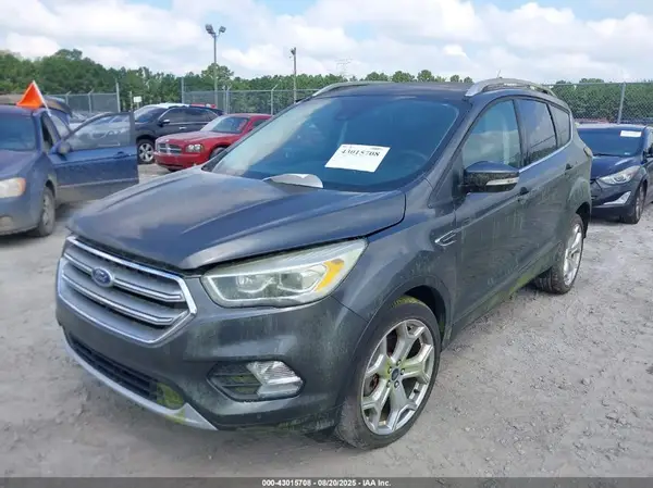 1FMCU0J90HUF01565 2017 FORD ESCAPE - Image 2