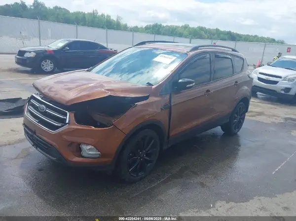 1FMCU0J90HUF04708 2017 FORD ESCAPE - Image 2