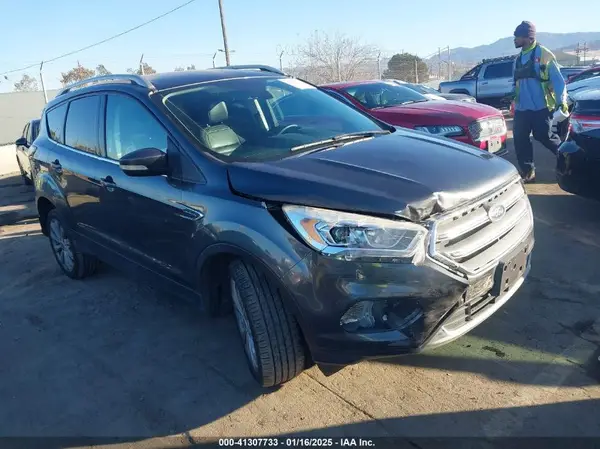 1FMCU0J90HUF11075 2017 FORD ESCAPE - Image 1