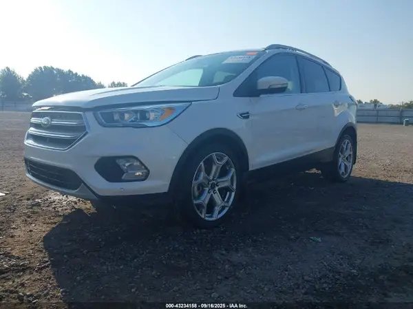 1FMCU0J90JUA60865 2018 FORD ESCAPE - Image 2
