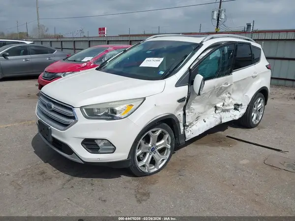 1FMCU0J90JUA71316 2018 FORD ESCAPE - Image 2
