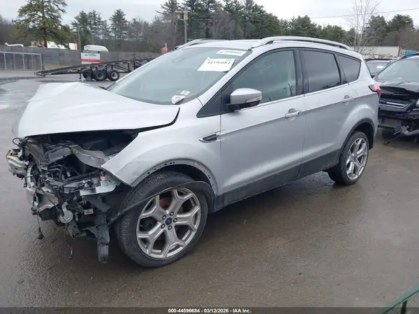 1FMCU0J90KUB90338 2019 FORD ESCAPE - Image 2